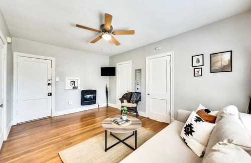 Lower Greenville Apartment | The Vintage Stellar on Lower-Greenville
