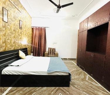 Gomti Nagar House | The Vintage Villa