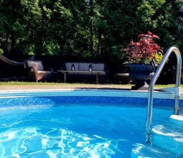 Town of Essex Bed & Breakfast | The Walnut Grove BnB