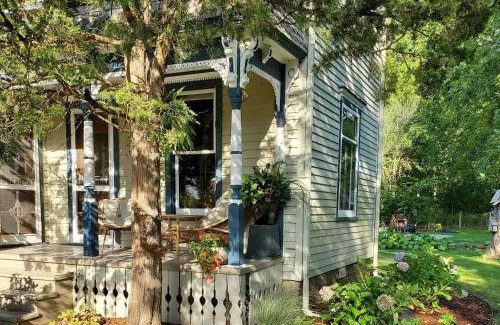 Town of Essex Bed & Breakfast | The Walnut Grove BnB
