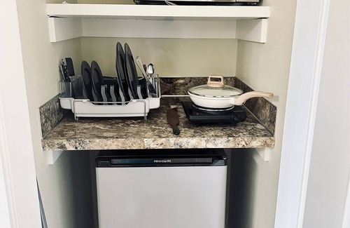 Corvallis Apartment | The Wanderer- a quiet retreat