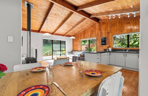 Onemana House | The Wee Bothy - Whangamata Holiday Home