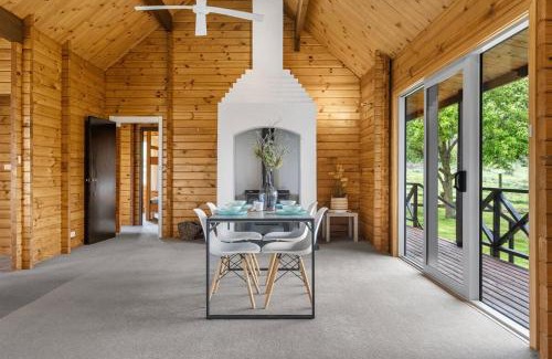 Waimakariri District House | The Wee Glen - Peaceful Country Retreat