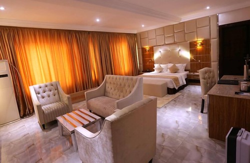 Asokoro Hotel | The Wells Carlton Hotel and Apartments