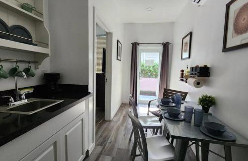 West Avenue Apartment | The West Gem