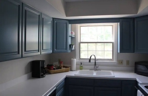 Morganfield Apartment | The West Wing Suite