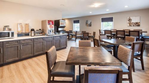 Westfield Hotel | The Westfield Inn, BW Signature Collection