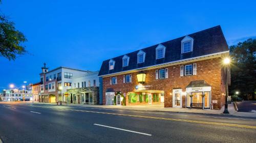 Westfield Hotel | The Westfield Inn, BW Signature Collection