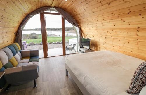 Burtonport House | The Wheelhouse Pod No 3