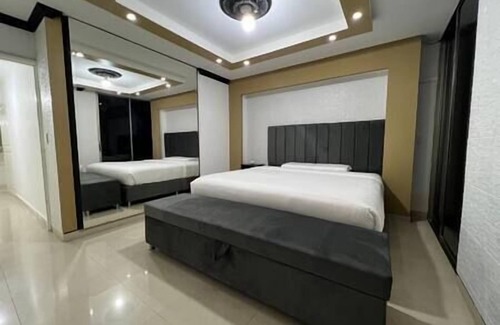 Ciudad Jardin Villa | The White Castle in Ciudad Jardin, Cali