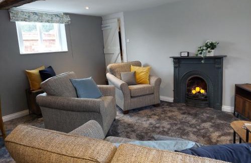 Alton Apartment | The White Hart Apartment Church View