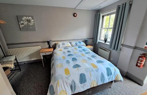 South Leigh Bed & Breakfast | The White Hart