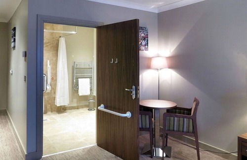 Swindon Hotel | The White Hart