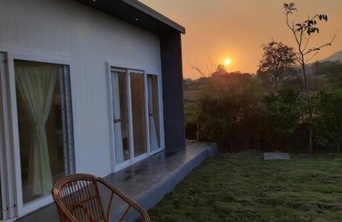Jadhavwadi Villa | The White Haven - Villa for rent near Pune- 2BHK- upto 8 people