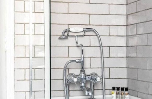 Boughton-under-Blean Hotel | The White Horse