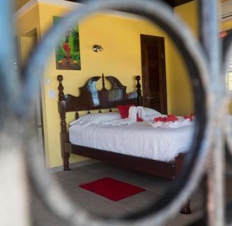 Hopkins House | The White Horse Inn - Hopkins Village Beach Belize