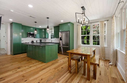Covington House | The White House at HH