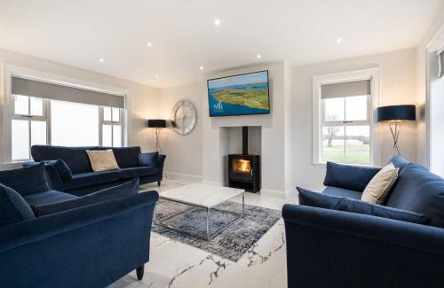 Enniskillen Villa | THE WHITE HOUSE AT MULLANS BAY