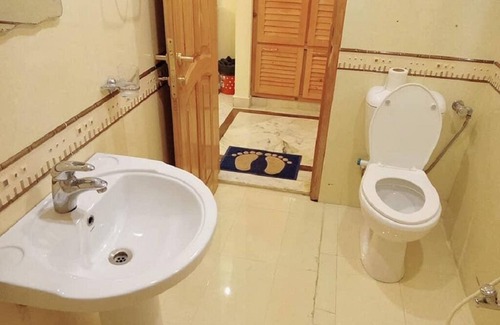 F-6 Sector House | The White House Islamabad