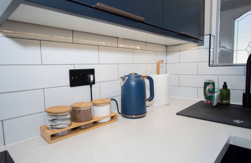Bathgate Apartment | The White House near Edinburgh