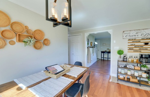 Harkers Island House | 'The Willowberry House' with Deck & Grill!