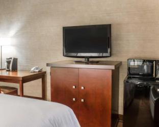Wilkes-Barre Hotel | The Woodlands Inn