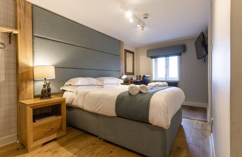 Fremington Hotel | The World Famous Tan Hill Inn