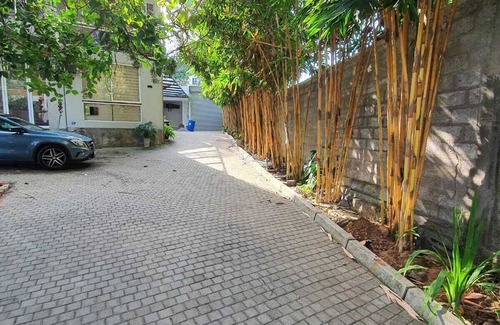 Seeduwa - Katunayake Villa | The Yacht Villa Near Colombo International Airport