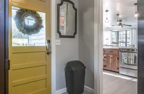 Broken Arrow Other | The Yellow Door - Secluded Farmhouse on 20 acres