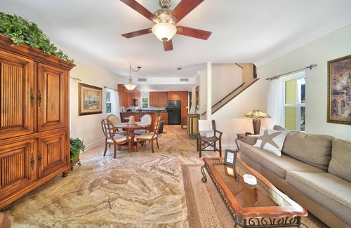 East End House | THE YELLOW HOUSE OF SEACLIFF RESORT HOMES