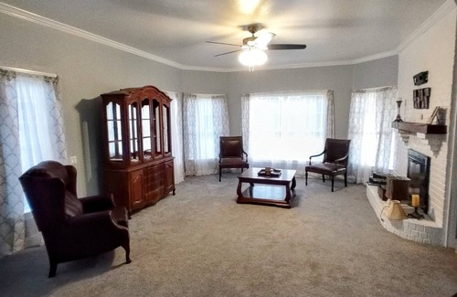 Commerce Bed & Breakfast | The Yellow Rose Of Texas