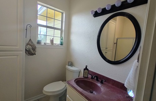 Commerce Bed & Breakfast | The Yellow Rose Of Texas
