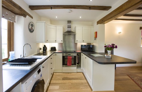 Newton Saint Cyres Cottage | THE YOKE, pet friendly, country holiday cottage in Tedburn St Mary