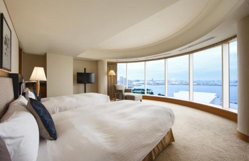 Yokohama City Centre Hotel | The Yokohama Bay Hotel Tokyu