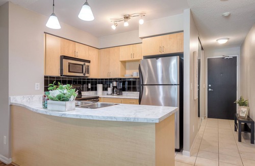 Downtown Toronto Condo | The Yonge Boutique Suites