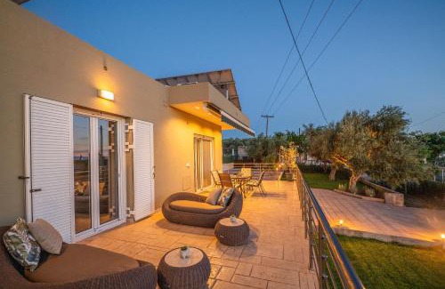 Paralia Vergas House | THEA Seaview Luxury Living