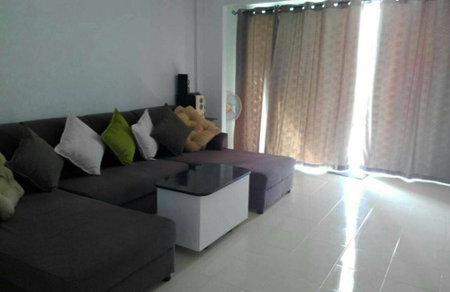 Phraek Sa Mai House | TheGreenHouse222 - Thailand Vacation Rental