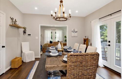 Crestline Heights House | #TheLakeHouse - Fun, Fishing & Games - Near Airport,BJCC,Downtown,Crossplex