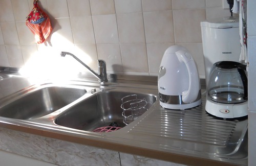 Komarom Condo | Thermal vacation in a neat, clean holiday home