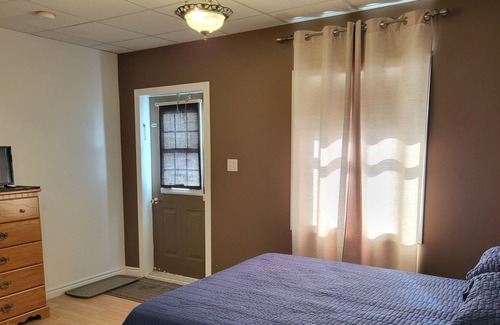 Cormack House | Thickwood Inn - Room #7 (2 People)