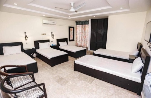 Muzaffarabad Hotel | Thikana Hotel