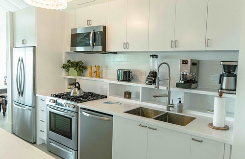 Dunmore Town House | Third Reef - A Beautiful Oceanfront House on the Pink Sands of Harbour Island