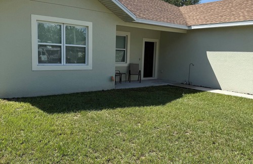Orange City House | This 3 bedroom, 2 bath home in Orange City offers both comfort and convenience.