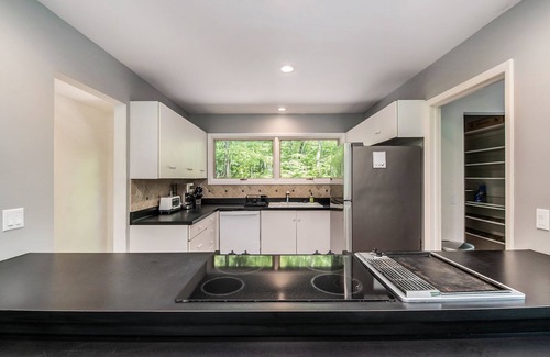 Birchwood Farms House | This 3bd with a loft house in Harbor Springs, Michigan, is an ideal retreat for the whole family