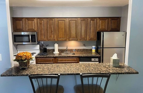 Merion Station Apartment | This apartment is a 2 bedroom(s), 1 bathrooms, located in Narberth, PA.