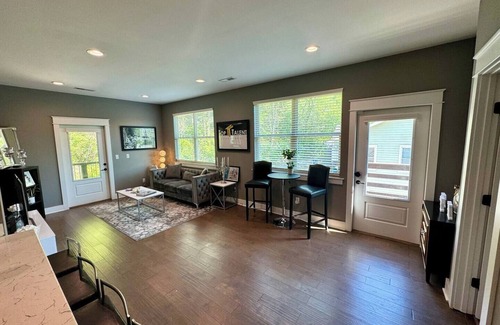 Northside Apartment | This apartment is a 1 bedroom(s), 1 bathrooms, located in Chattanooga, TN.