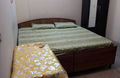 Sector D Apartment | This Appartment is 3 Bdedroom Hall kitchen fully frunished.