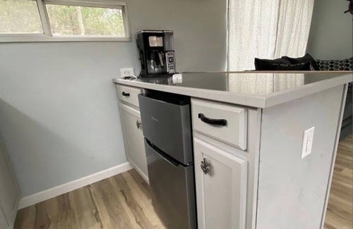 Elberton Boat Rental | This Boat Don't Float! A Refurbished 50 ft House boat