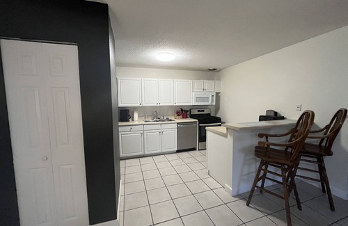 Gainesville Condo | This condominium is a 2 bedroom(s), 1 bathrooms, located in Gainesville, FL.