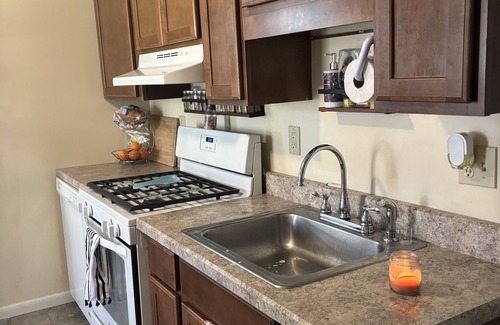 Ballston Spa Apartment | This cozy home is less than 15 minutes to Saratoga Race course !